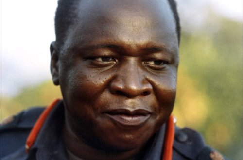 Ölüləri yeyən diktator: 