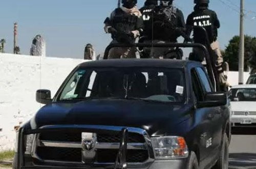 Meksikada atışma zamanı 6 polis öldürülüb