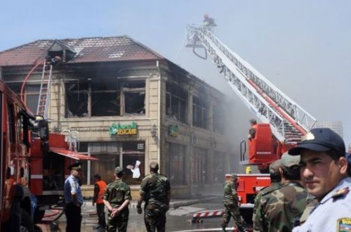Bakıda restoranda yanğın - FOTO + YENİLƏNİB