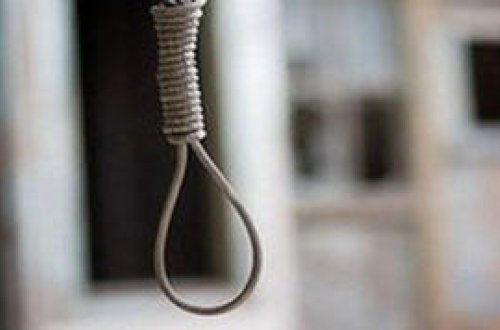 24 yaşlı gənc özünü asaraq öldürüb