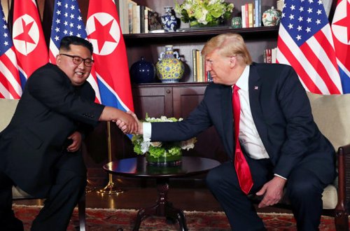 Kim Çen Trampa 200 amerikalının sümüklərini verəcək