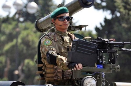 Bakı hərbi paradda nə göstərəcək: Bell-412-dən LORA-ya kimi – FOTO