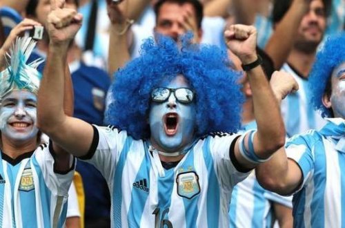 “Argentinalıyam” deyən ermənilər çinli qızı seksə razı saldılar