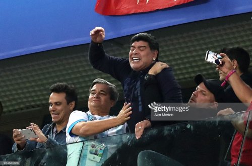 Maradona xəstəxanalıq oldu