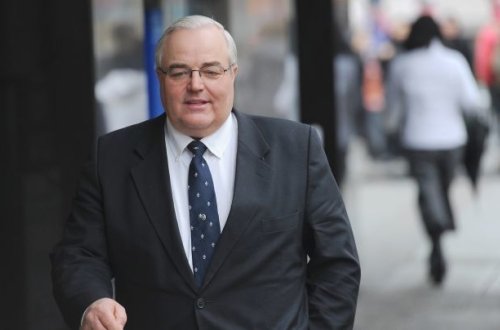 İyirmi dörd arvad saxladığına görə cəzalandırılıb - FOTO