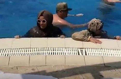 Azərbaycana gələn ərəb turistdən hovuzda iyrənclik