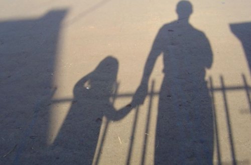 Qubada 77 yaşlı kişini avtomobillə vurdular — 10 yaşlı nəvəsini qaçırdılar