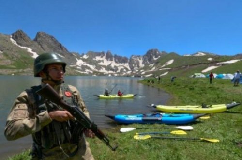 Türkiyə ordusunun MÖHTƏŞƏM UĞURU - Terrorçuların məskunlaşdığı yerdə...