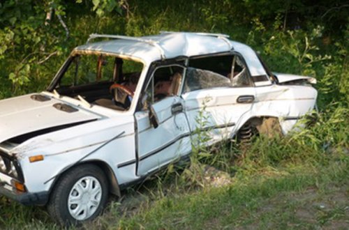 Bərdədə maşınlar toqquşdu - Ölənlər var