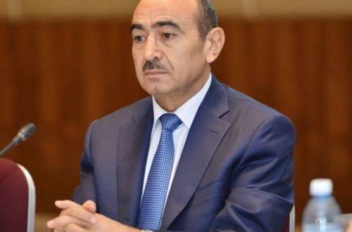 SON DƏQİQƏ: Əli Həsənov Elmar Vəliyevə sui-qəsddən danışdı