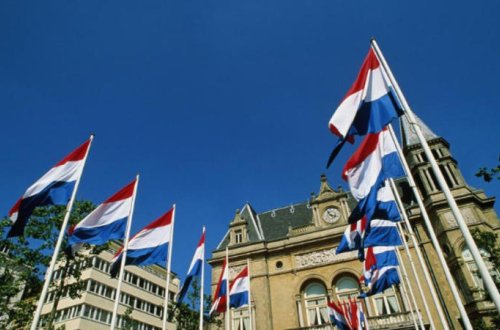 Niderland iranlı diplomatları ölkədən göndərdi