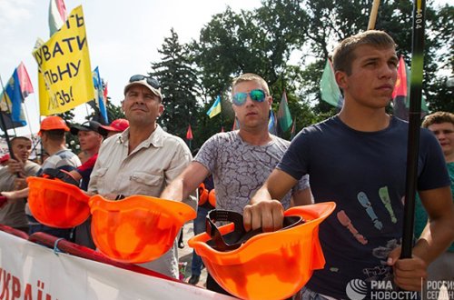 Kiyevdə 5 min insan etiraz aksiyası keçirir