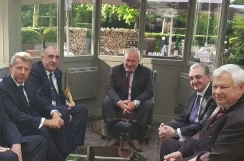 XİN rəhbərlərinin görüşü 4 saat davam edib - YENİLƏNİB