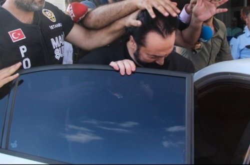 Vəkildən açıqlama: Adnan Oktar şizofrenikdir