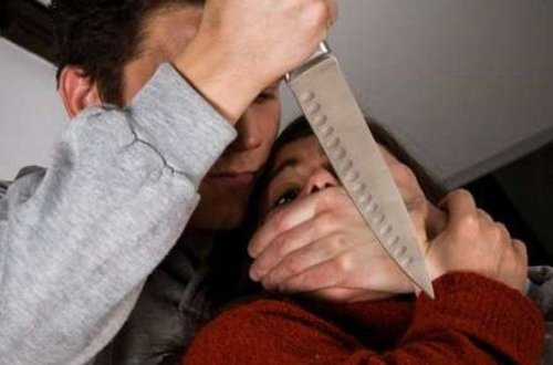 Bakıda qardaş bacısını öldürüb