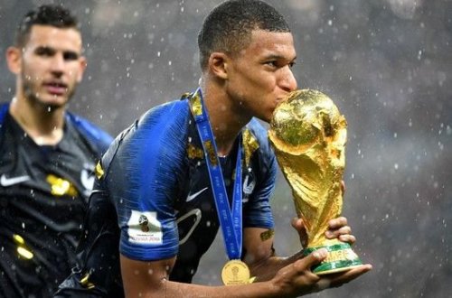 Fransa millisi dünya çempionluğuna görə FIFA-dan nə qədər qazandı?