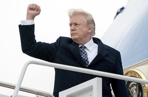 Tramp Putinlə görüşmək üçün Finlandiyaya səfər edib