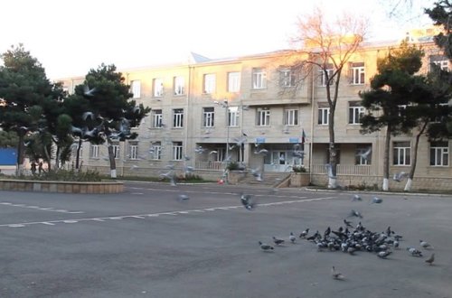 220 saylı məktəbdəki qalmaqalla bağlı yeni faktlar - Direktora qarşı korrupsiya iddiası