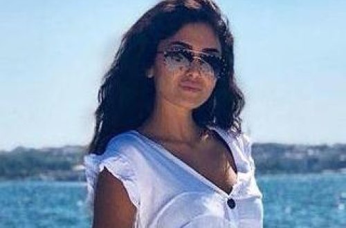 Cazibədar Pərvin dəniz FOTOsu ilə gündəmdə