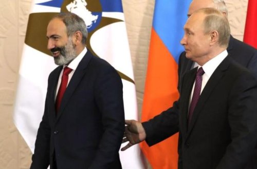 Putin Paşinyanı Rusiyaya çağırdı - Moskvadan TƏLƏB