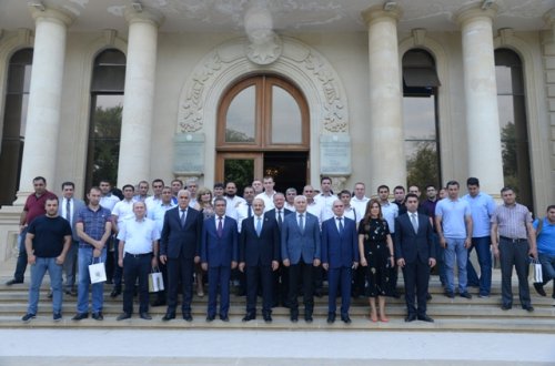 Milli Mətbuatın 143 illiyi ərəfəsində Nəsimi rayonunda jurnalistlərlə görüş keçirilib