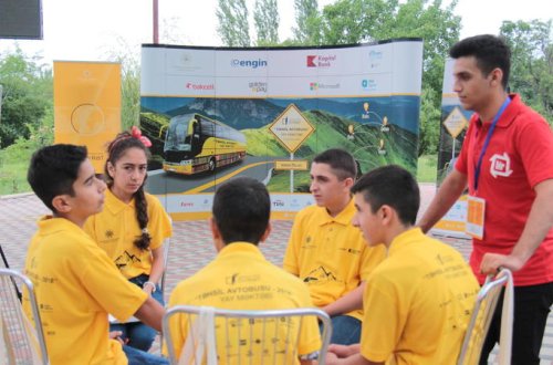 “Bakcell”dən “Təhsil Avtobusu-2018” Yay Məktəbinin keçirilməsinə DƏSTƏK