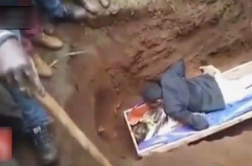 Ölünü diriltmək üçün qəbirə girən 