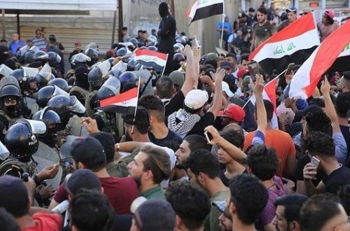 İraqda kütləvi etirazlar: 14 ölü