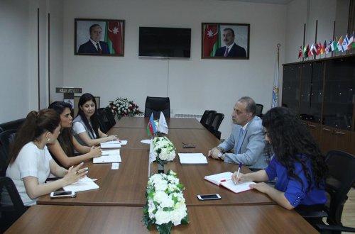 “Loqos” Psixoloji və Nitq İnkişaf Mərkəzi Bilik Fondunun qonağı olub