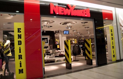 Məşhur mağazada müştərinin çantasını oğurladılar - “Günah işçilərdədir”