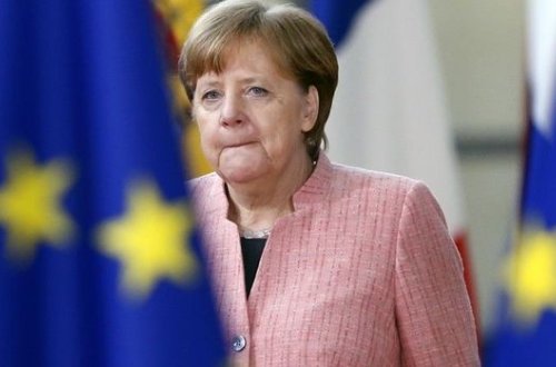Alman mətbuatı Merkeli itirib