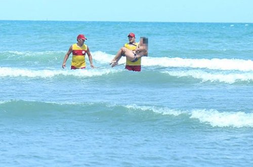 “Şeytan çarxı”nın yanında özünü dənizə atdı