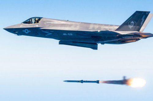 Amerikansayağı “səhv”: əfqan polislər qətlə yetirildi