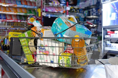 Əhalinin ərzaq və geyim xərcləri artıb