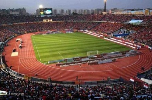 Altı ildən sonra azarkeşlərə stadionda matç izləməyə icazə verildi