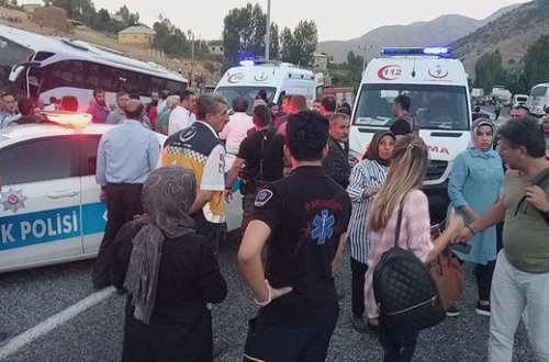 Ərdoğanın tərəfdarları qəzaya düşdü: ölənlər var - FOTO