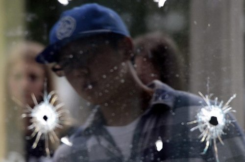 ABŞ-da şagirdlər arasında atışma: 2 nəfər yaralandı