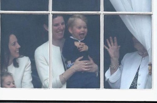 Kral ailəsində dayələr üçün İNANILMAZ TƏLƏBLƏR