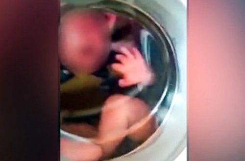 2 yaşındakı uşağı paltaryuyana salanı — 10 il həbs gözləyə bilər + VİDEO