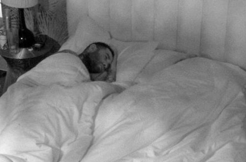 Şou ulduzu əxlaqsız hərəkətini etiraf etdi: 