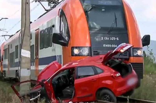 Qız qatar altında qaldı – VIDEO - FOTO