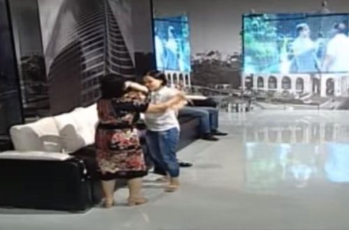 Qayınana efirdə kürəkəni döydü - 