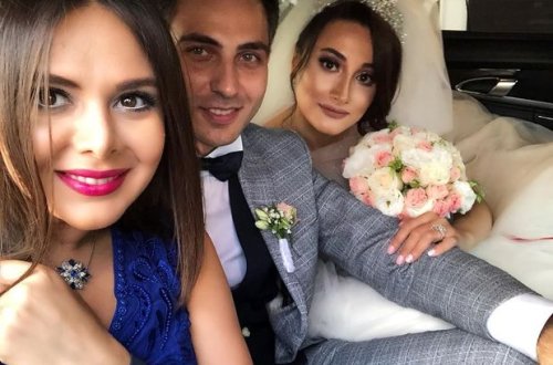Azərbaycanlı aparıcı evləndi - FOTO