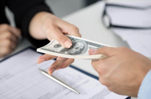 Problemli kreditlər artmaqda davam edir