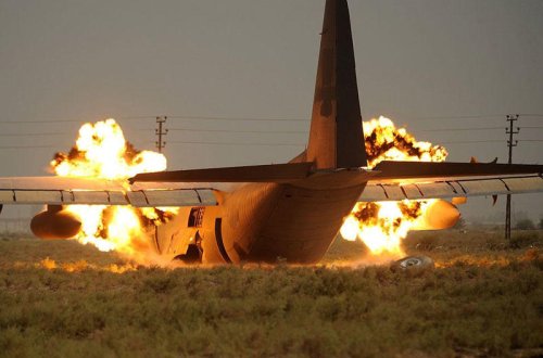 Hindistanda hərbi təyyarə qəzaya uğradı