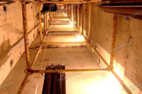 Nazirin olduğu lift şaxtaya düşdü