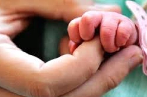 Evin tək övladı qəzada öldü, spermasını dondurub nəvə sahibi oldular - DÜNYA ŞOKDADIR