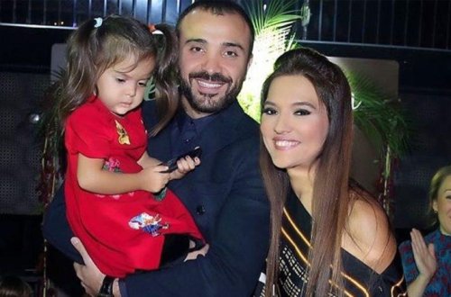 Demet Akalın boşanır