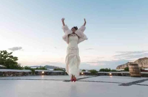 Təzə bəy aradan çıxdı, gəlin özü ilə evləndi - FOTO