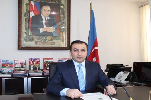 Daşqın Şikarov Dubay aeroportunun rəhbəri ilə görüşüb